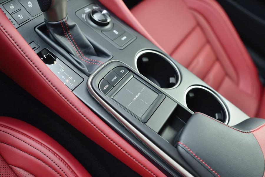  Lexus RC350 F-Sport 2014 года  (фото 7 из 32)